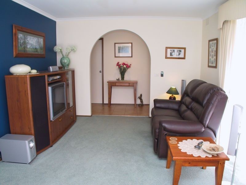 52 Bexsarm Crescent, Rowville VIC 3178