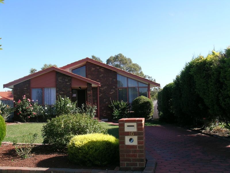 10 Cowin Close, Rowville VIC 3178