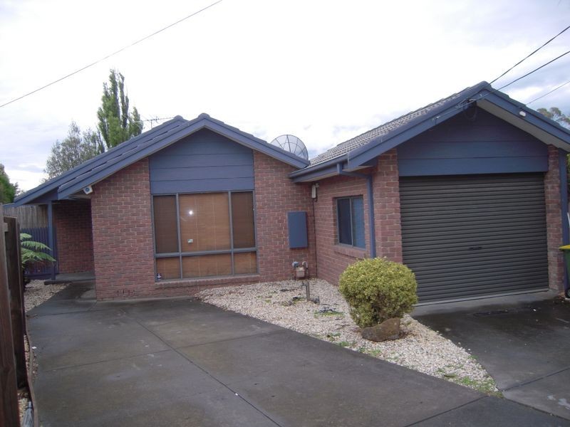 6 Stamford Crescent, Rowville VIC 3178