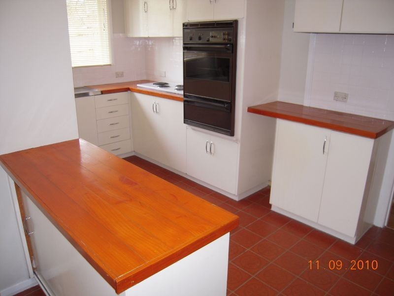 36 Debra Street, Rowville VIC 3178