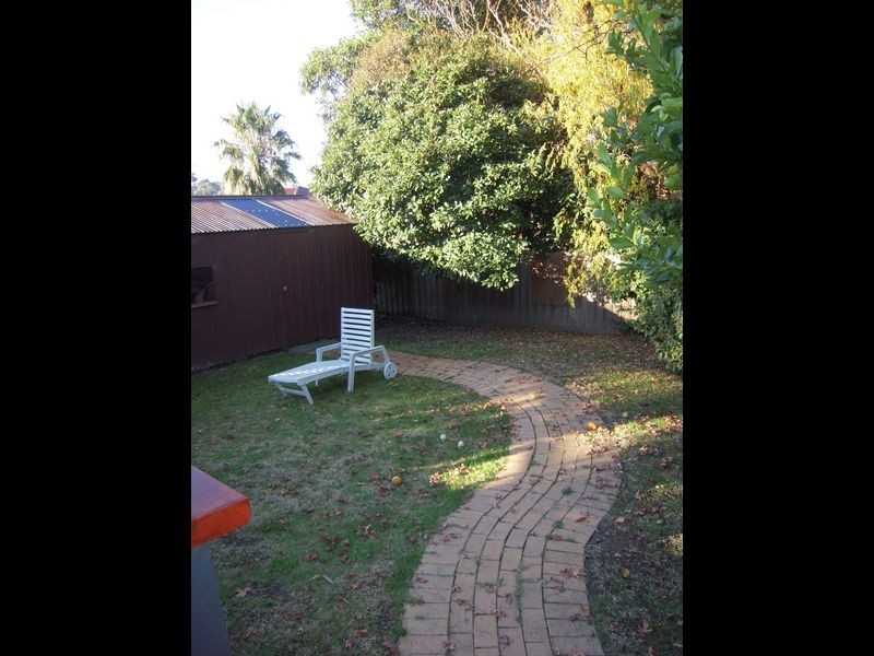 36 Debra Street, Rowville VIC 3178