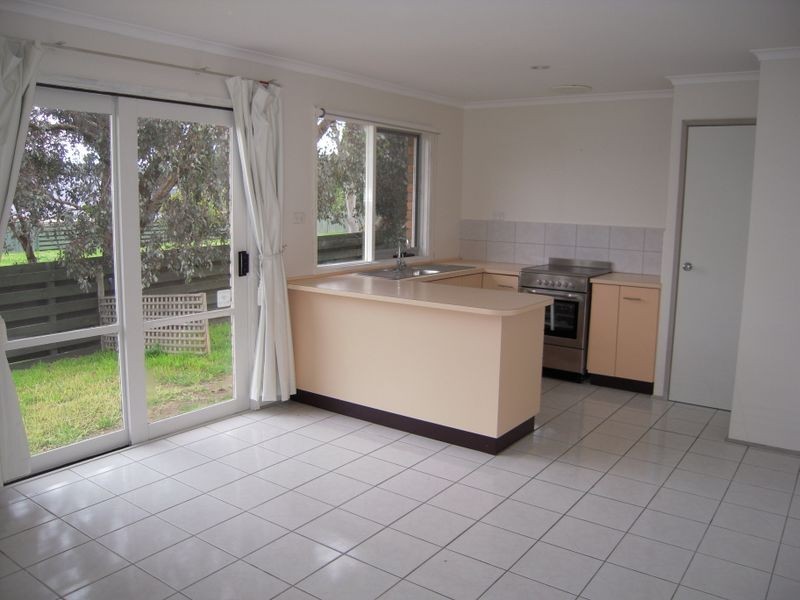 1 Streeton Court, Rowville VIC 3178