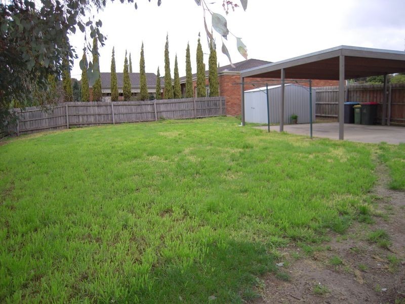 1 Streeton Court, Rowville VIC 3178