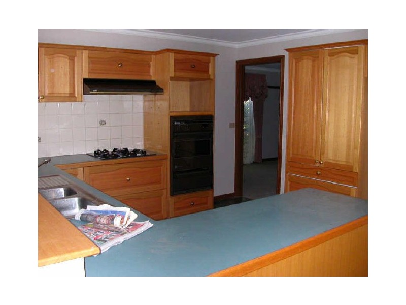 4 Miramah Close, Rowville VIC 3178