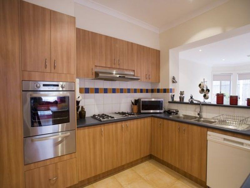 38 Whitecliffe Drive, Rowville VIC 3178