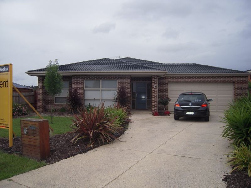 4 Wagtail Court, Narre Warren VIC 3805