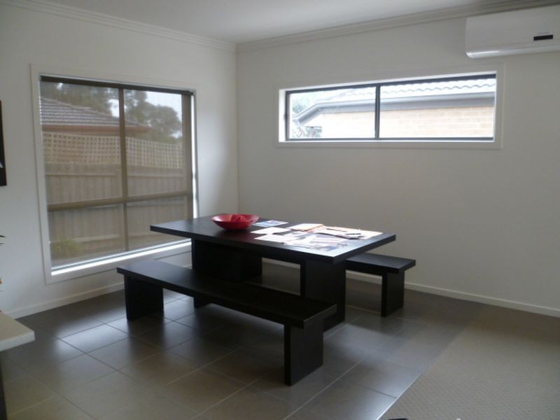 1/42 Commercial Road, Ferntree Gully VIC 3156