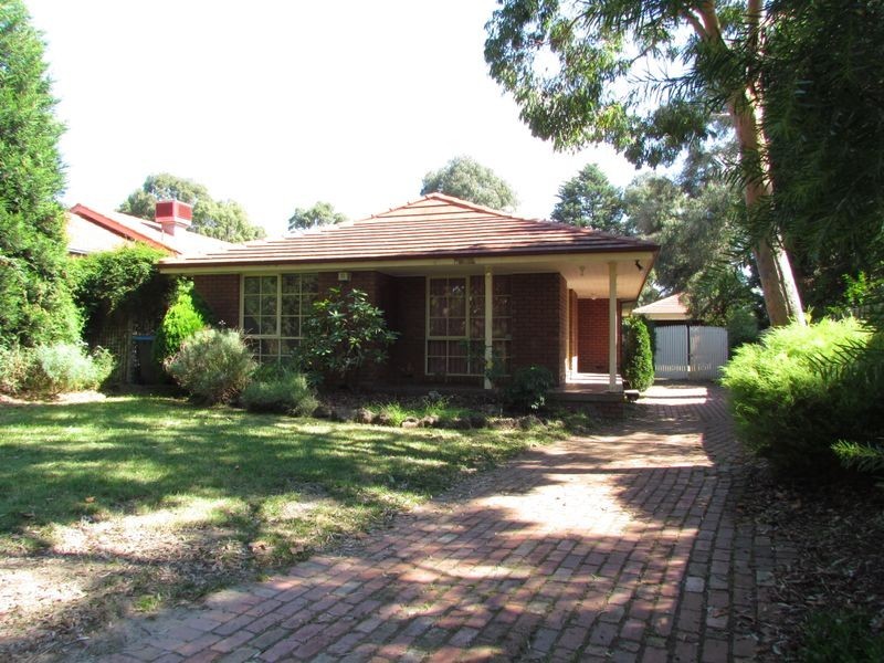 6 Superior Avenue, Rowville VIC 3178