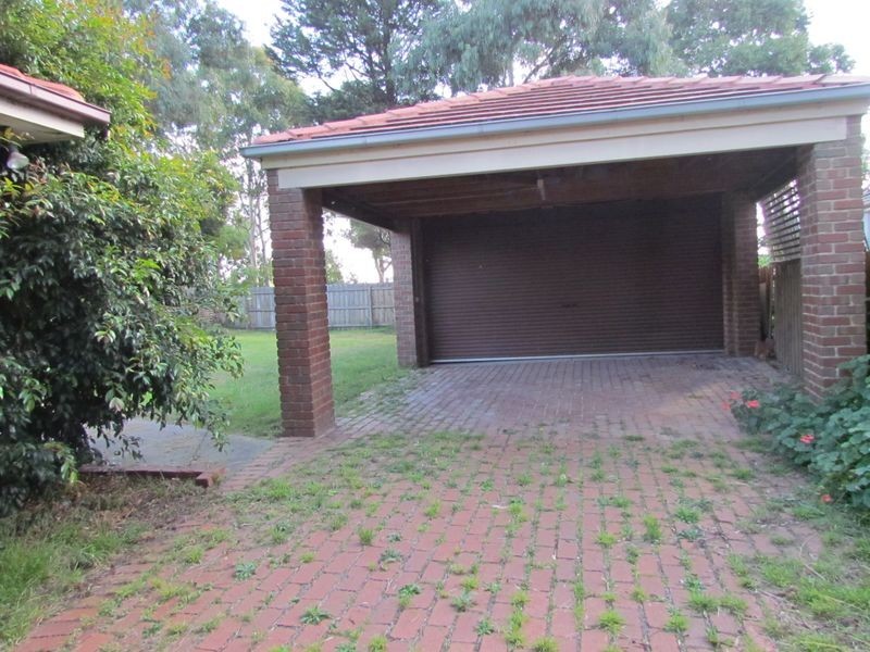 6 Superior Avenue, Rowville VIC 3178