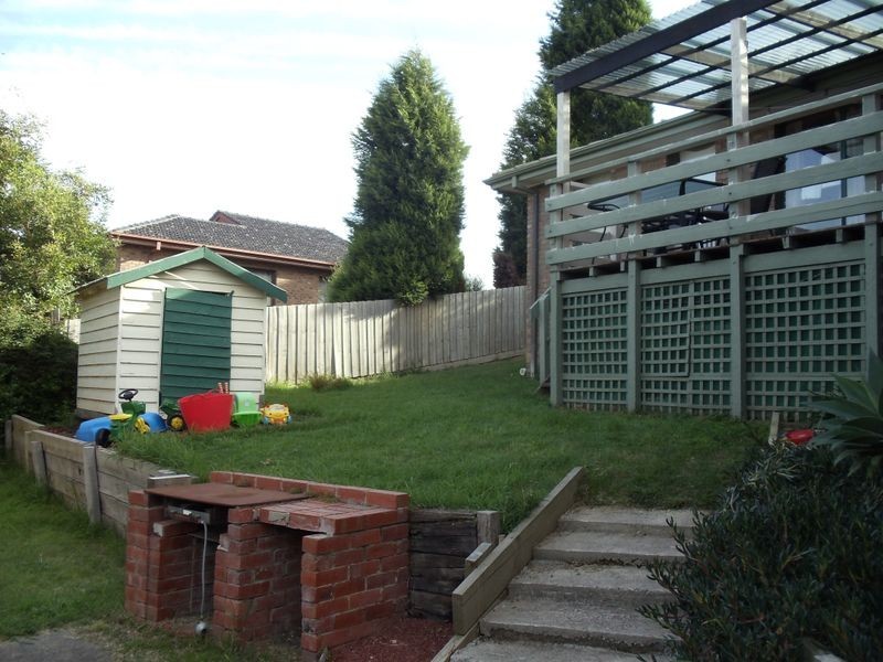 13 Gymea Drive, Rowville VIC 3178