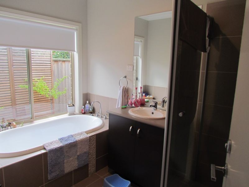 86 Jubilee Drive, Rowville VIC 3178