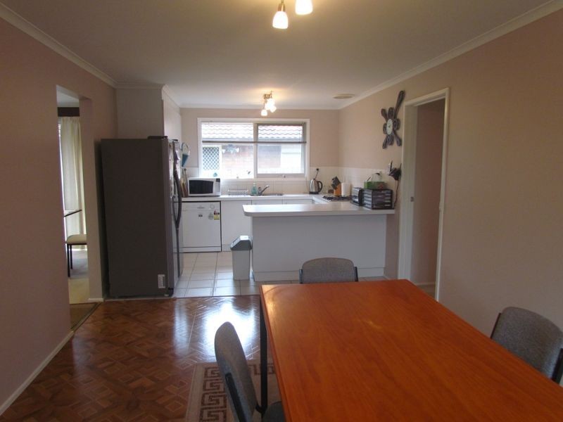 7 Prior Court, Rowville VIC 3178