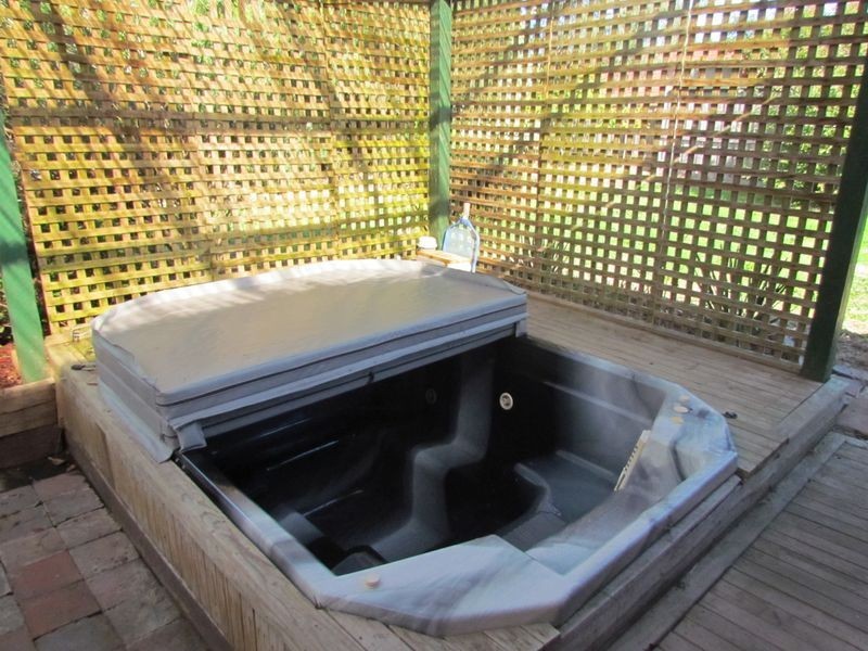 9 Moss Court, Rowville VIC 3178