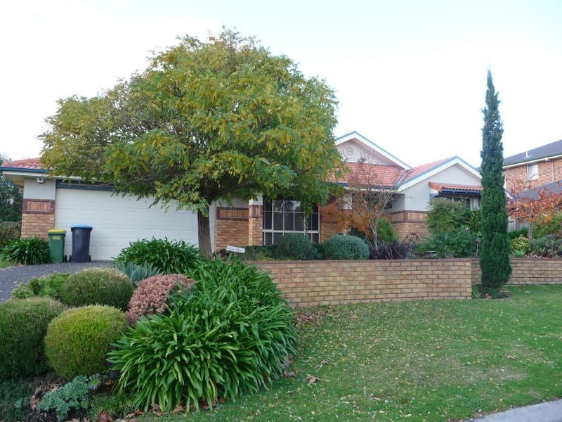 8 Sunrise Court, Lysterfield VIC 3156