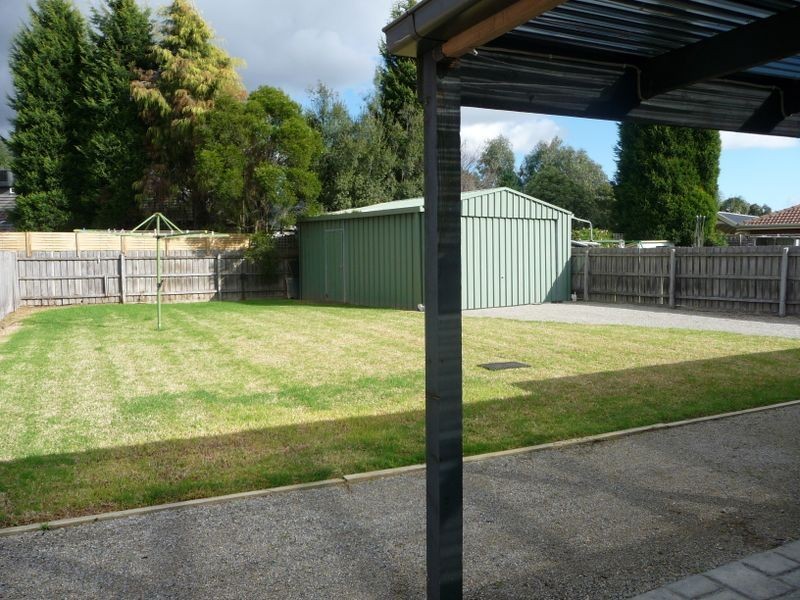 172 Waradgery Drive, Rowville VIC 3178