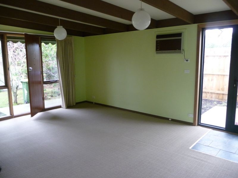 1/26 Burchall Crescent, Rowville VIC 3178