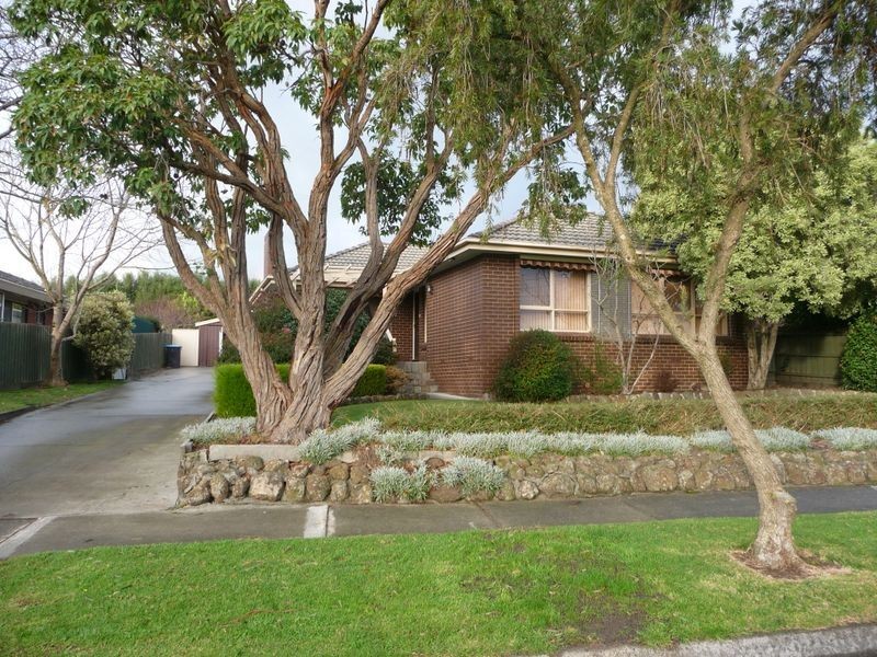 41 Stamford Crescent, Rowville VIC 3178