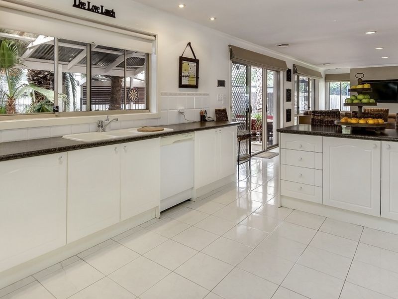 38 Bianca Court, Rowville VIC 3178