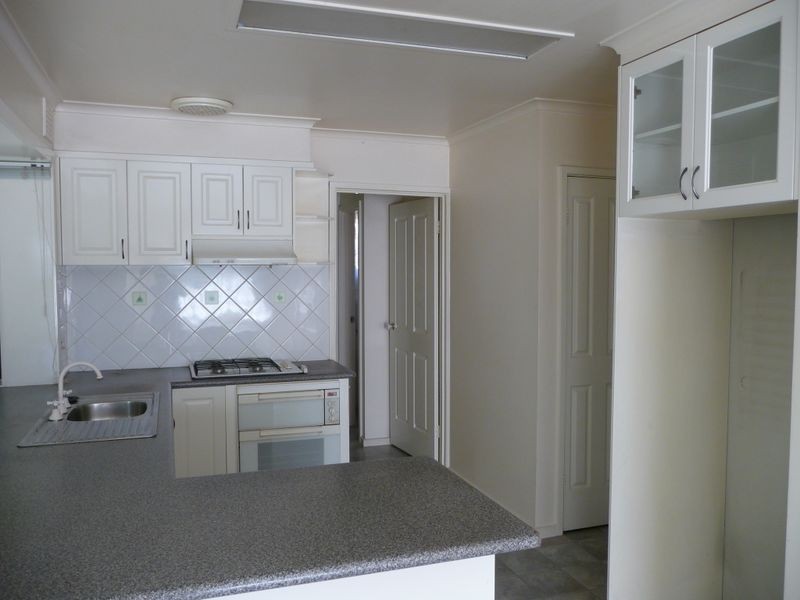 39 Stamford Crescent, Rowville VIC 3178