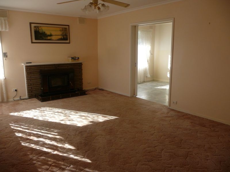 39 Stamford Crescent, Rowville VIC 3178