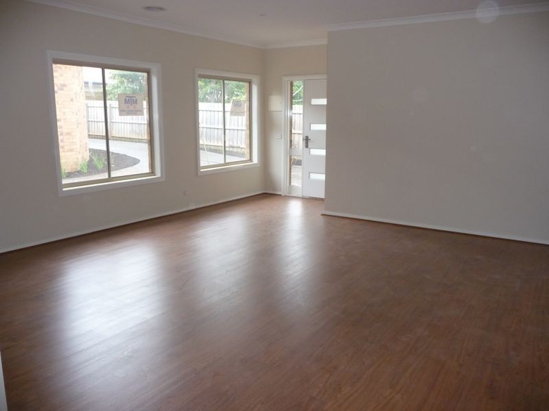 3/61 David Street North, Knoxfield VIC 3180