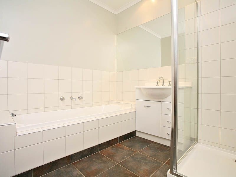 6 Everglades Court, Rowville VIC 3178