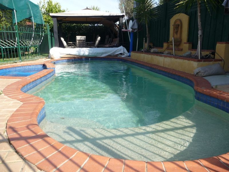 97 Quail Way, Rowville VIC 3178