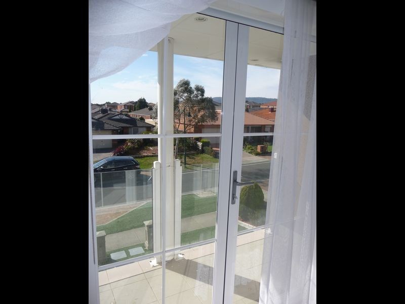 97 Quail Way, Rowville VIC 3178