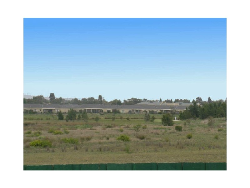 83 Kellbourne Drive, Rowville VIC 3178