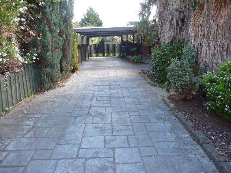 4 Winneke Court, Lysterfield VIC 3156