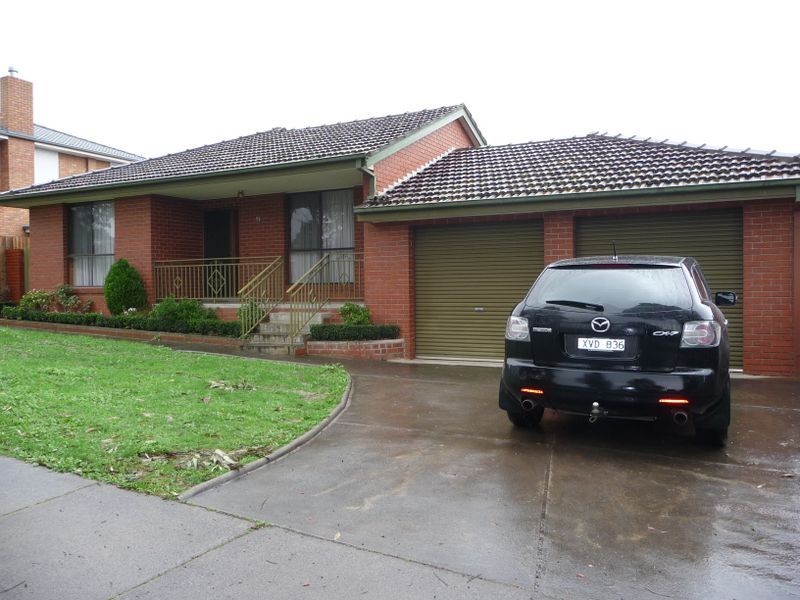 51 Taylors Lane, Rowville VIC 3178