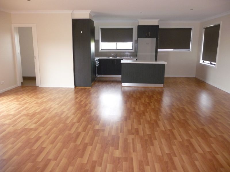 5/55-59 Fairholme Boulevard, Berwick VIC 3806