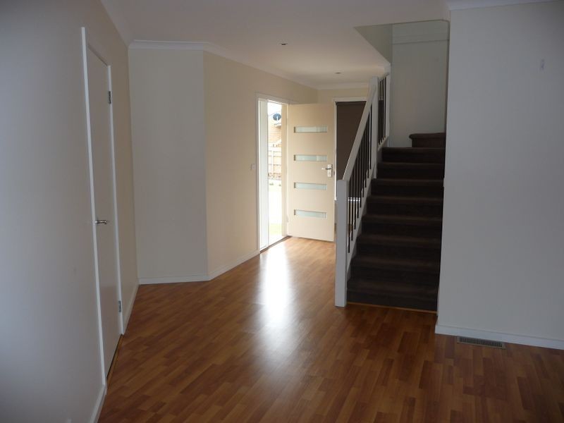 5/55-59 Fairholme Boulevard, Berwick VIC 3806