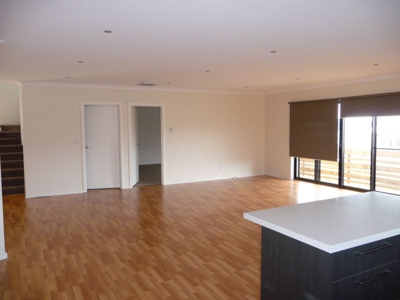 5/55-59 Fairholme Boulevard, Berwick VIC 3806