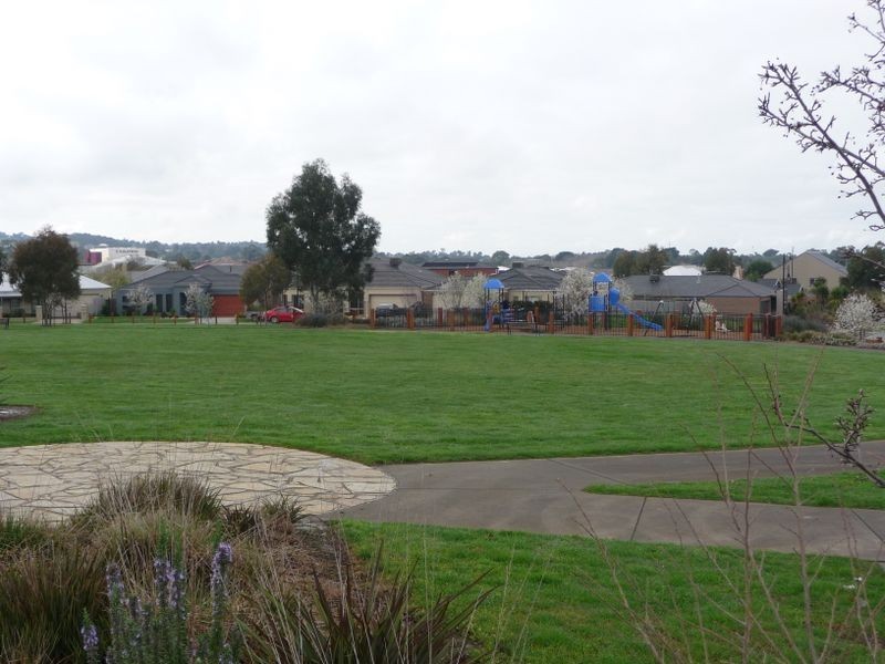 5/55-59 Fairholme Boulevard, Berwick VIC 3806