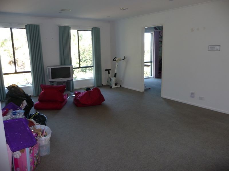 3 Parkside Boulevard, Ferntree Gully VIC 3156