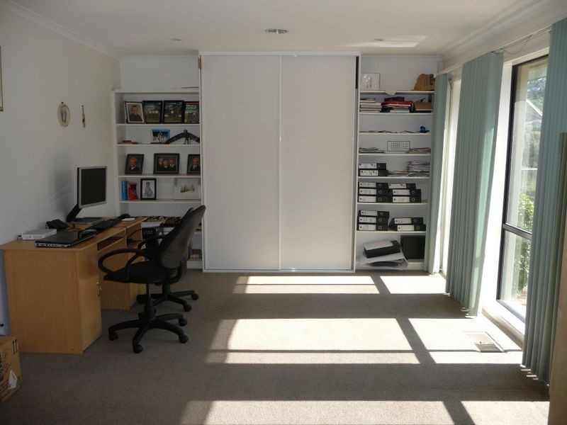 3 Parkside Boulevard, Ferntree Gully VIC 3156