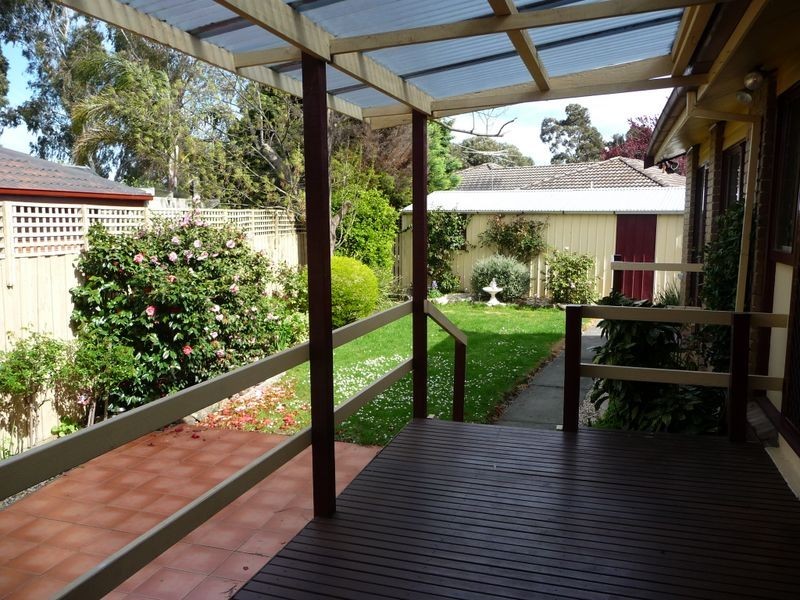 52 Fountain Drive, Narre Warren VIC 3805