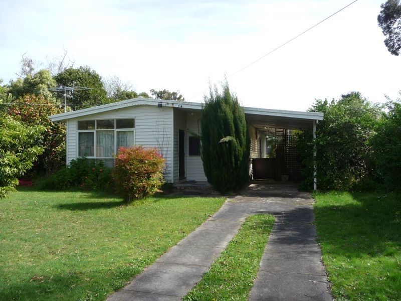 11 Cherrytree Rise, Knoxfield VIC 3180