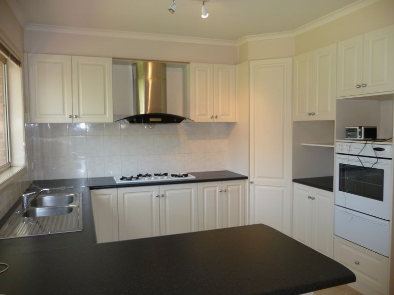 2/59 Airedale Way, Rowville VIC 3178