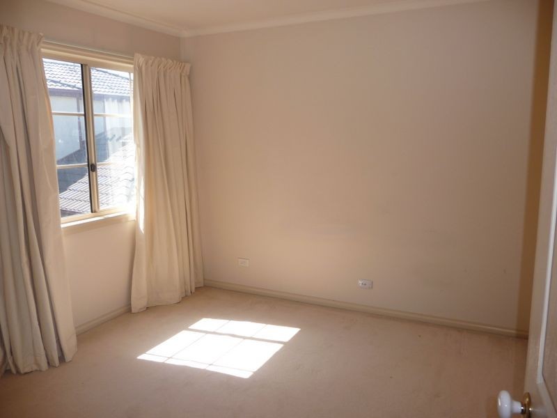 2/59 Airedale Way, Rowville VIC 3178