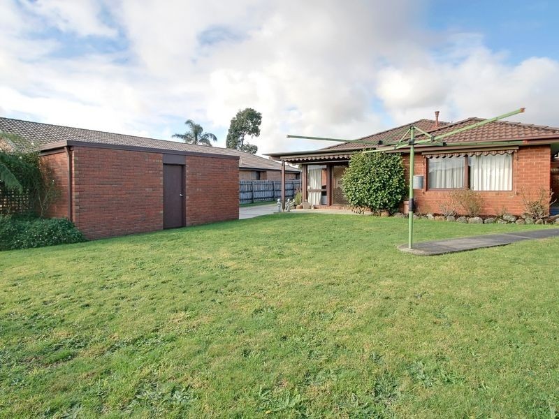 49 Dandelion Drive, Rowville VIC 3178