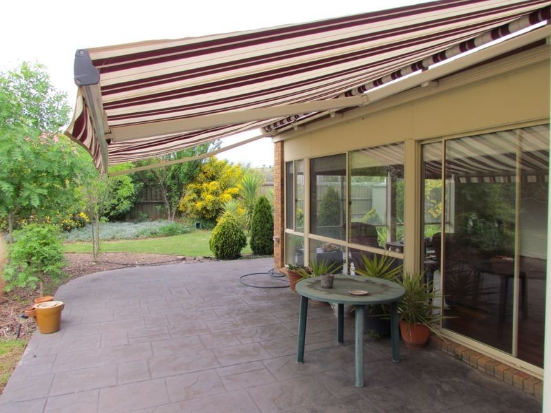 14 Grange Drive, Lysterfield VIC 3156