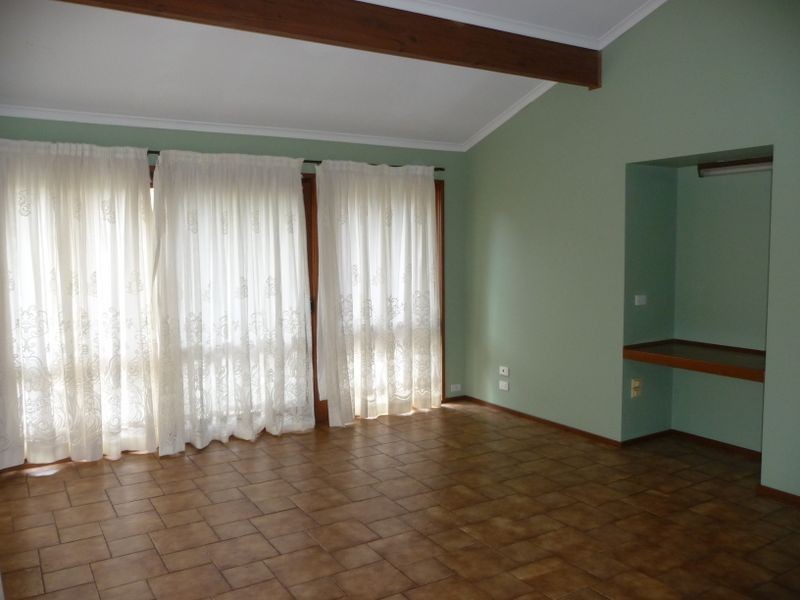 108 Dandelion Drive, Rowville VIC 3178