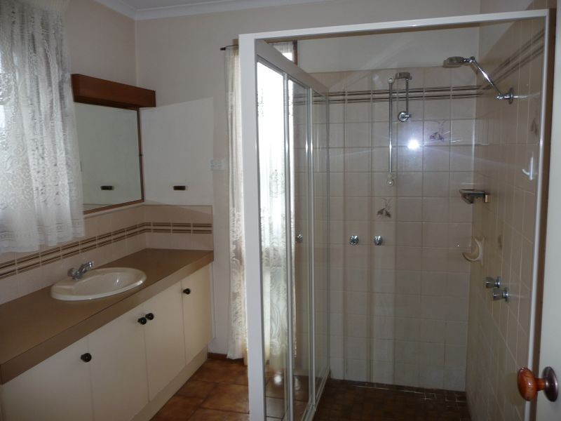 108 Dandelion Drive, Rowville VIC 3178