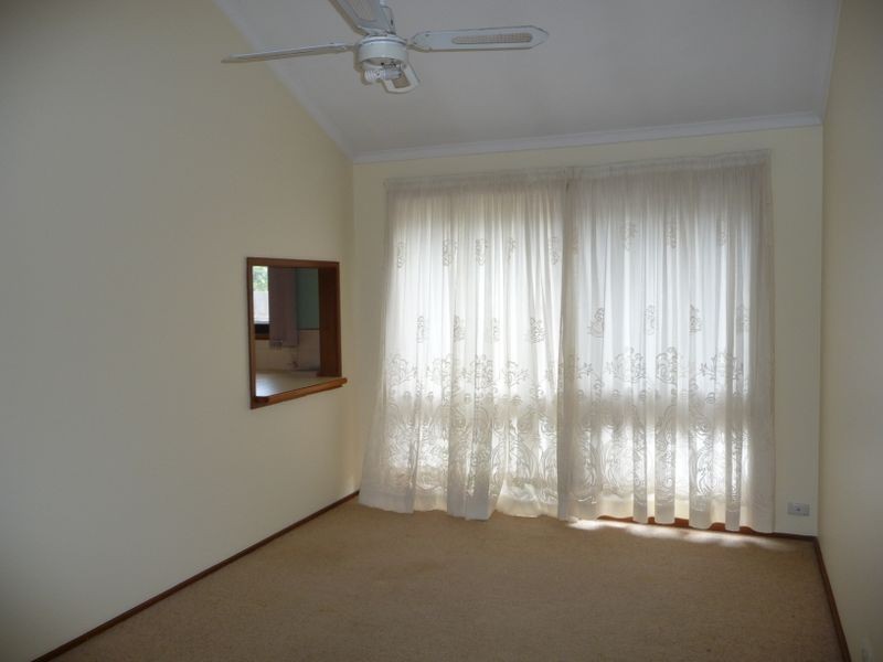 108 Dandelion Drive, Rowville VIC 3178