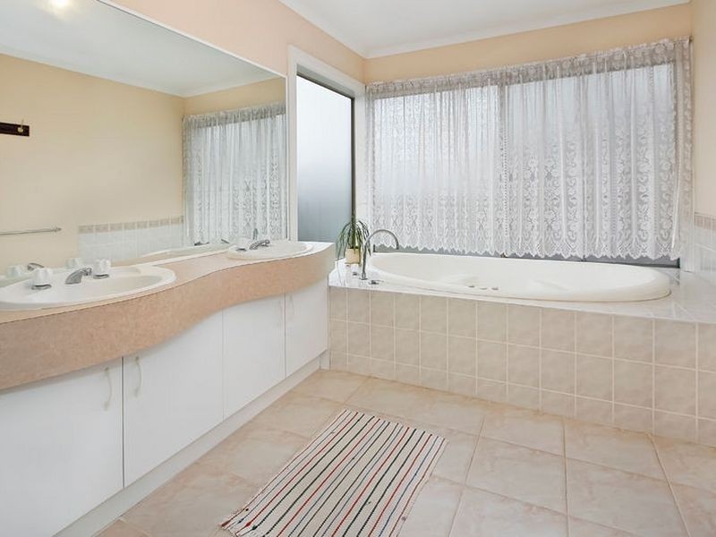 20 Ferrier Court, Rowville VIC 3178