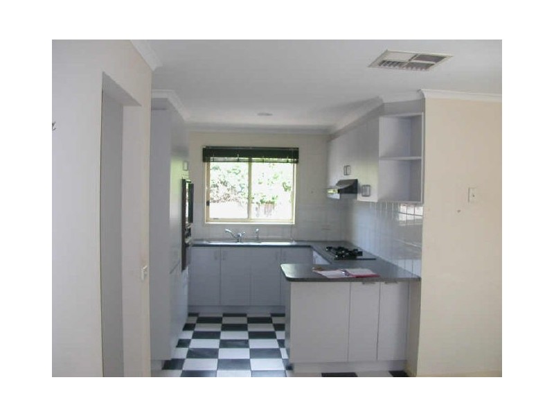 27 Farview Avenue, Rowville VIC 3178