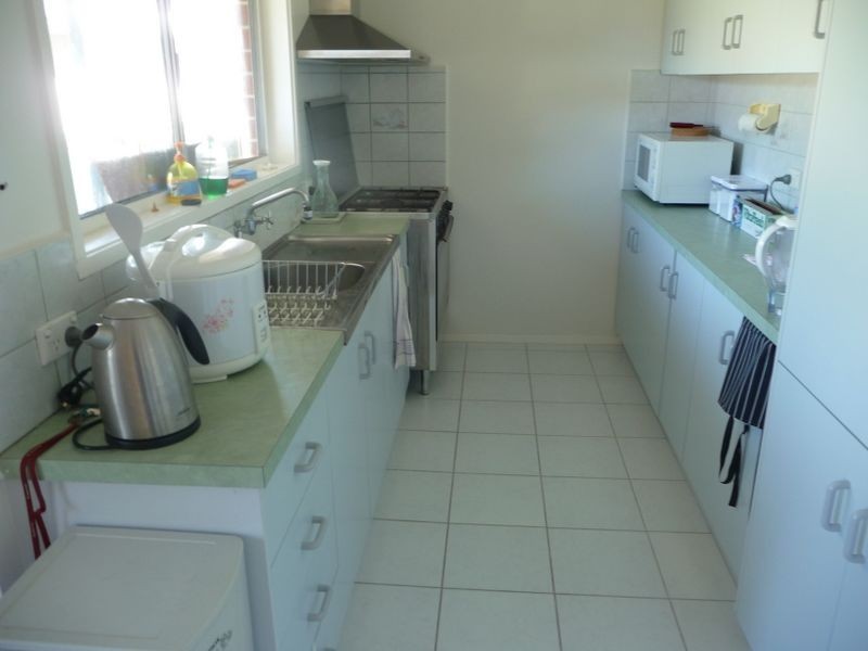 8 Nadia Court, Endeavour Hills VIC 3802