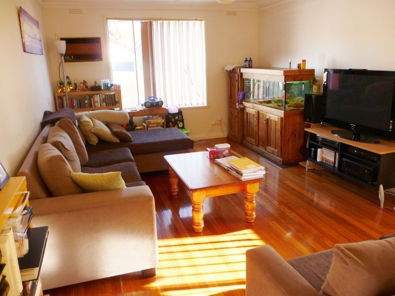 8 Nadia Court, Endeavour Hills VIC 3802